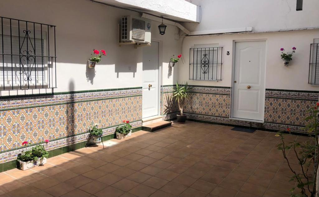 Allo Apartments "Real Escuela" Centro Loft Jerez de la Frontera Exterior foto